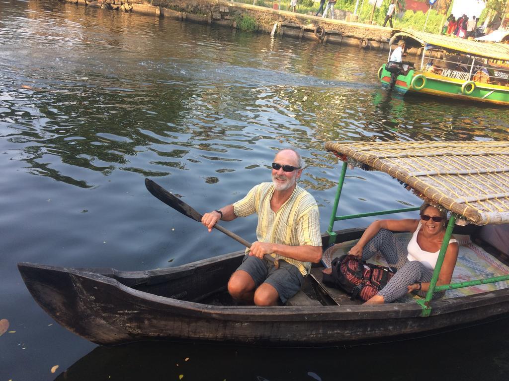 Thoms Beach Homestay Alappuzha Exterior foto